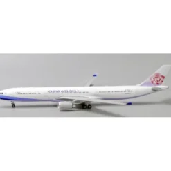 Airplane Model*JC Wings JC4CAL193 1:400 China Airlines Airbus A330-300 B-18302 - Miniature Marvels: Airplane Models & Painted Dice