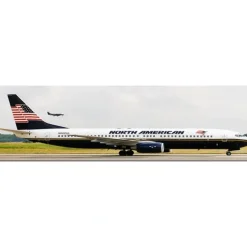Airplane Model*Jc Wings LH2NAO437A 1:200 North American Airlines Boeing 737-800 (Flaps Down) - Miniature Marvels: Airplane Models & Painted Dice