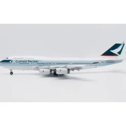 Airplane Model*JC Wings SA2017A 1:200 Cathay Boeing 747-400 Reg: VR-HOV Flaps Down - Miniature Marvels: Airplane Models & Painted Dice