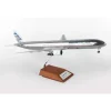 Airplane Model*JC Wings XX2237 1:200 Boeing 777-300 "House Colors" - Miniature Marvels: Airplane Models & Painted Dice