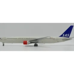 Airplane Model*JC Wings XX20191 1:200 SAS Scandinavian Airlines Boeing 767-300ER LN-RCG - Miniature Marvels: Airplane Models & Painted Dice
