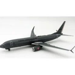 Airplane Model**JFox JF-737-8-002 1:200 Mexico Air Force Boeing 737-800 3528 - Miniature Marvels: Airplane Models & Painted Dice
