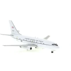 Airplane Model**Jfox JF-737-2-005 1:200 USAF Boeing 737-200 T-34A - Miniature Marvels: Airplane Models & Painted Dice