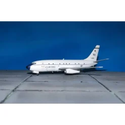 Airplane Model**Jfox JF-737-2-006 1:200 USAF T-43 Boeing 737-200 Randolph AFB - Miniature Marvels: Airplane Models & Painted Dice