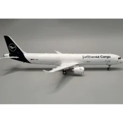 Airplane Model*JFox JF-A321-025 A321-211 (P2F) Lufthansa Cargo(Lufthansa CityLine) D-AEUC - Miniature Marvels: Airplane Models & Painted Dice