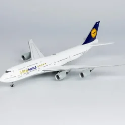 Airplane Model*NG 78011 1:400 Lufthansa 747-8 D-ABYM "5 Starhansa titles" - Miniature Marvels: Airplane Models & Painted Dice