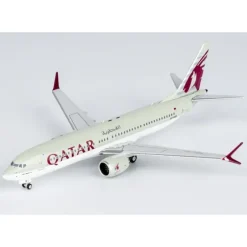 Airplane Model*NG 88019 1:400 Qatar Airways Boeing 737 MAX 8 A7-BSE - Miniature Marvels: Airplane Models & Painted Dice