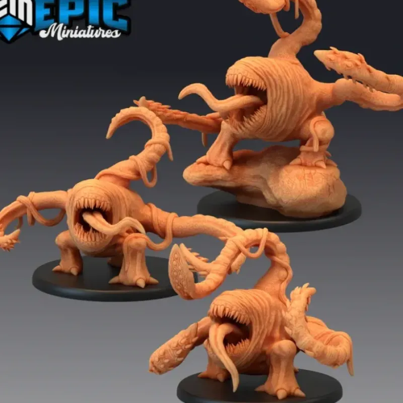 Miniature<Otyugh Set - Miniature Marvels: Airplane Models & Painted Dice