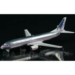 Airplane Model*Panda 202106 1:400 House Colors Boeing 737-400 N73700 - Miniature Marvels: Airplane Models & Painted Dice