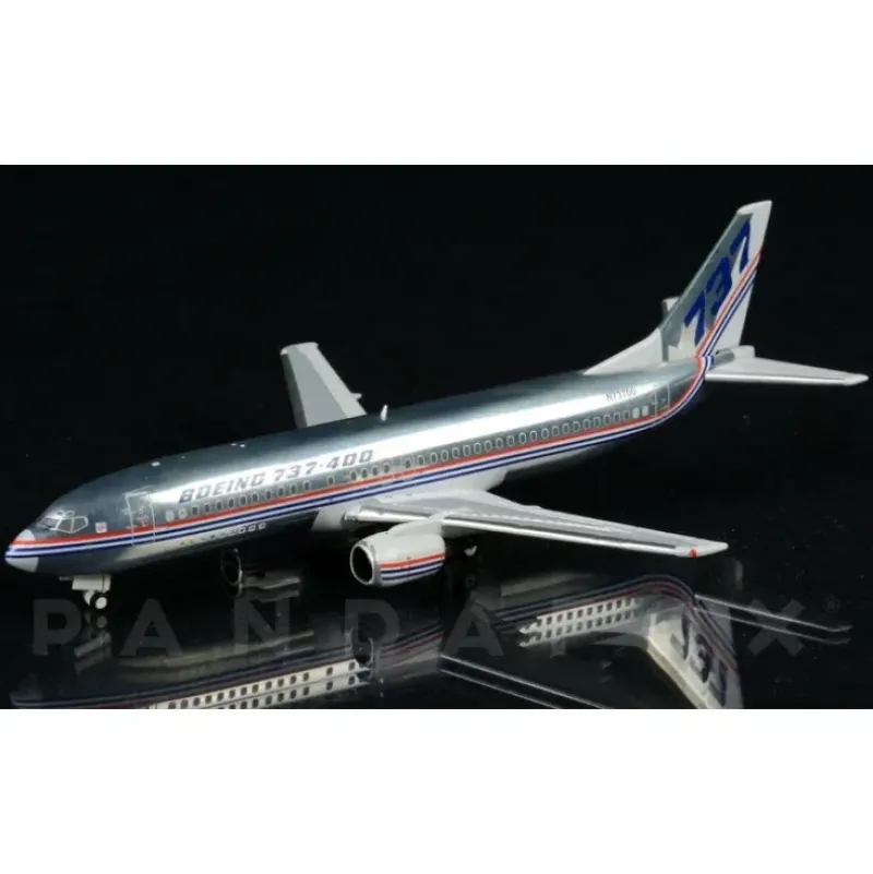 Airplane Model*Panda 202106 1:400 House Colors Boeing 737-400 N73700 - Miniature Marvels: Airplane Models & Painted Dice