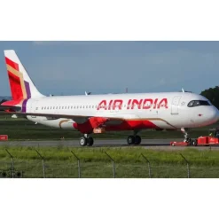 Airplane Model*Phoenix 11907 1:400 Air India Airbus A320neo VT-RTN - Miniature Marvels: Airplane Models & Painted Dice