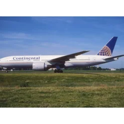 Airplane Model*Phoenix 04593 1:400 Continental Boeing 777-200ER N76010 - Miniature Marvels: Airplane Models & Painted Dice