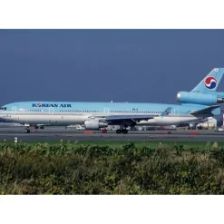 Airplane Model*Phoenix 04592 1:400 Korean Air MD-11 HL7375 "2002 World Cup" - Miniature Marvels: Airplane Models & Painted Dice