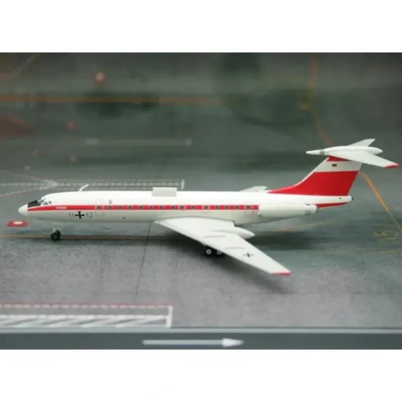 Airplane Model*Phoenix Models 20100 1:200 German Air Force TU-134A - Miniature Marvels: Airplane Models & Painted Dice