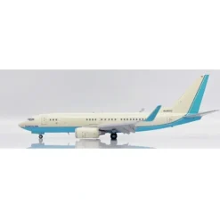 Airplane Model*Pre-Order JC Wings EW2737009A 1:200 Korean Air B737-700 BBJ HL8222 (Flaps Down) - Miniature Marvels: Airplane Models & Painted Dice