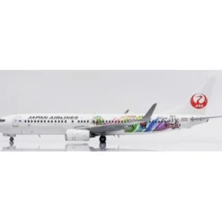 Airplane Model<Pre-Order JC Wings SA2006A 1:200 Japan Airlines Boeing 737-800 "Shimajiro Jet" JA330J (Flaps Down) - Miniature Marvels: Airplane Models & Painted Dice