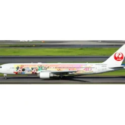 Airplane Model<Pre-Order JC Wings SA2JAL050 1:200 Japan Airlines Boeing 767-300ER "Dream-Go-Round" - Miniature Marvels: Airplane Models & Painted Dice