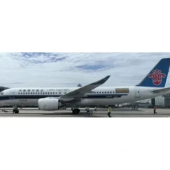 Airplane Model<Pre-Order JC Wings XX20530 1:200 China Southern Airlines COMAC C919 B-919J - Miniature Marvels: Airplane Models & Painted Dice