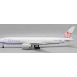 Airplane Model<Pre-Order JC Wings XX20101 1:200 China Airlines Cargo Boeing 777F Reg: B-18771 - Miniature Marvels: Airplane Models & Painted Dice