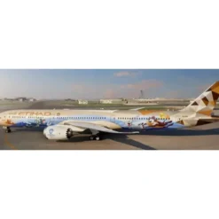 Airplane Model*Pre-Order JC Wings XX40293 1:400 Etihad Airways Boeing 787-10 Dreamliner "Warner Bros. World" Reg: A6-BMA - Miniature Marvels: Airplane Models & Painted Dice