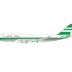 Airplane Model<Pre-Order JFox WB-747-067P 1:200 737-200 747-467 Cathay Pacific Reg. VR-HOY - Miniature Marvels: Airplane Models & Painted Dice