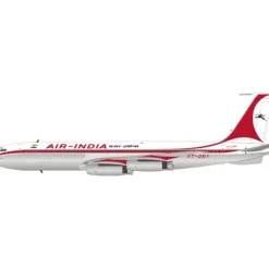 Airplane Model**Retro Models RM2009P 1:200 Air India 707-437 - Miniature Marvels: Airplane Models & Painted Dice