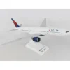 Airplane Model<SkyMarks 1:200 Delta Boeing 777-200 SKR374 - Miniature Marvels: Airplane Models & Painted Dice