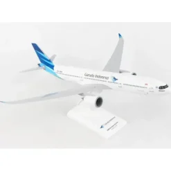 Airplane Model<SkyMarks 1:200 Garuda Airbus A330-900NEO SKR1060 - Miniature Marvels: Airplane Models & Painted Dice
