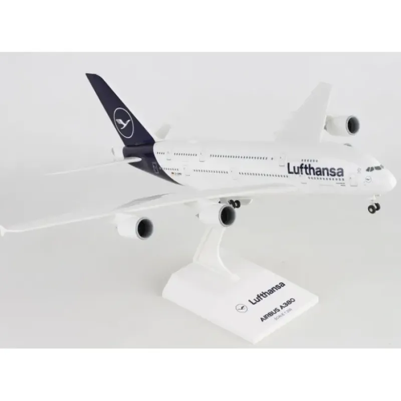 Airplane Model<SkyMarks 1:200 Lufthansa Airbus A380 SKR1032 - Miniature Marvels: Airplane Models & Painted Dice