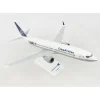 Airplane Model<SkyMarks SKR1003 1:130 Copa Airlines Boeing 737 Max 9 - Miniature Marvels: Airplane Models & Painted Dice