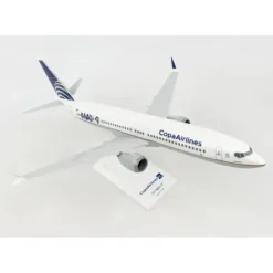 Airplane Model<SkyMarks SKR1003 1:130 Copa Airlines Boeing 737 Max 9 - Miniature Marvels: Airplane Models & Painted Dice