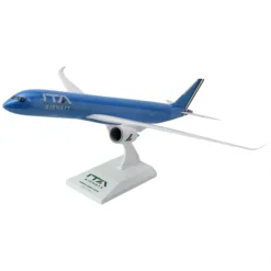 Airplane Model<SkyMarks SKR1149 ITA 1:200 A350-900 - Miniature Marvels: Airplane Models & Painted Dice