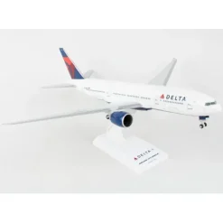 Airplane Model<Skymarks SKR374G 1:200 Delta Boeing 777-200 (With Gear) - Miniature Marvels: Airplane Models & Painted Dice