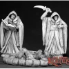 Miniature<Townsfolk - Cultists and Victim: Dark Heaven Legends RPR 03312 - Miniature Marvels: Airplane Models & Painted Dice