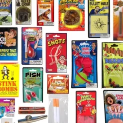 Egpull<ULTIMATE 18 Gags Jokes Pranks Magic Trick Set - Stink Bombs, Fart, Snots, Itch, - Miniature Marvels: Airplane Models & Painted Dice