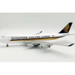 Airplane Model<WB Models WB-747-4-062 1:200 Singapore Airlines Cargo Boeing 747-400 9V-SCA - Miniature Marvels: Airplane Models & Painted Dice